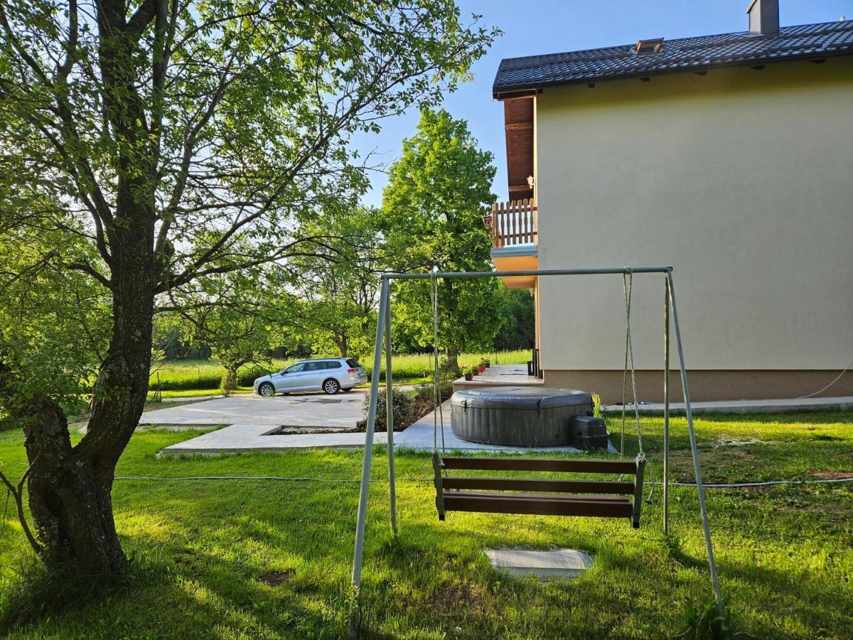 Apartment Topalovic Korenica Esterno foto