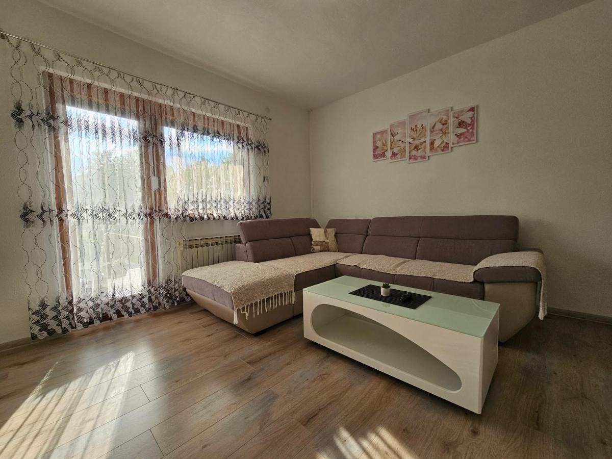 Apartment Topalovic Korenica Esterno foto