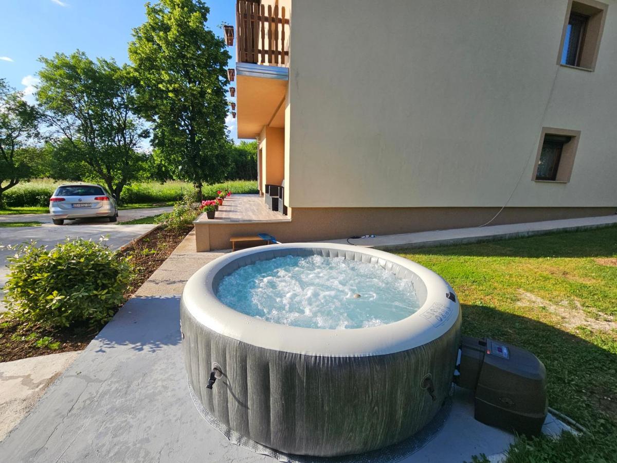 Apartment Topalovic Korenica Esterno foto